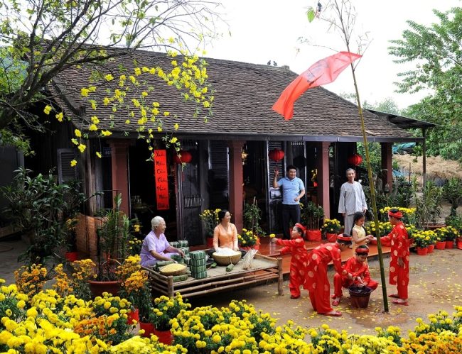 10 UNIQUE FESTIVALS TO EXPLORE DURING YOUR VIETNAM TOUR