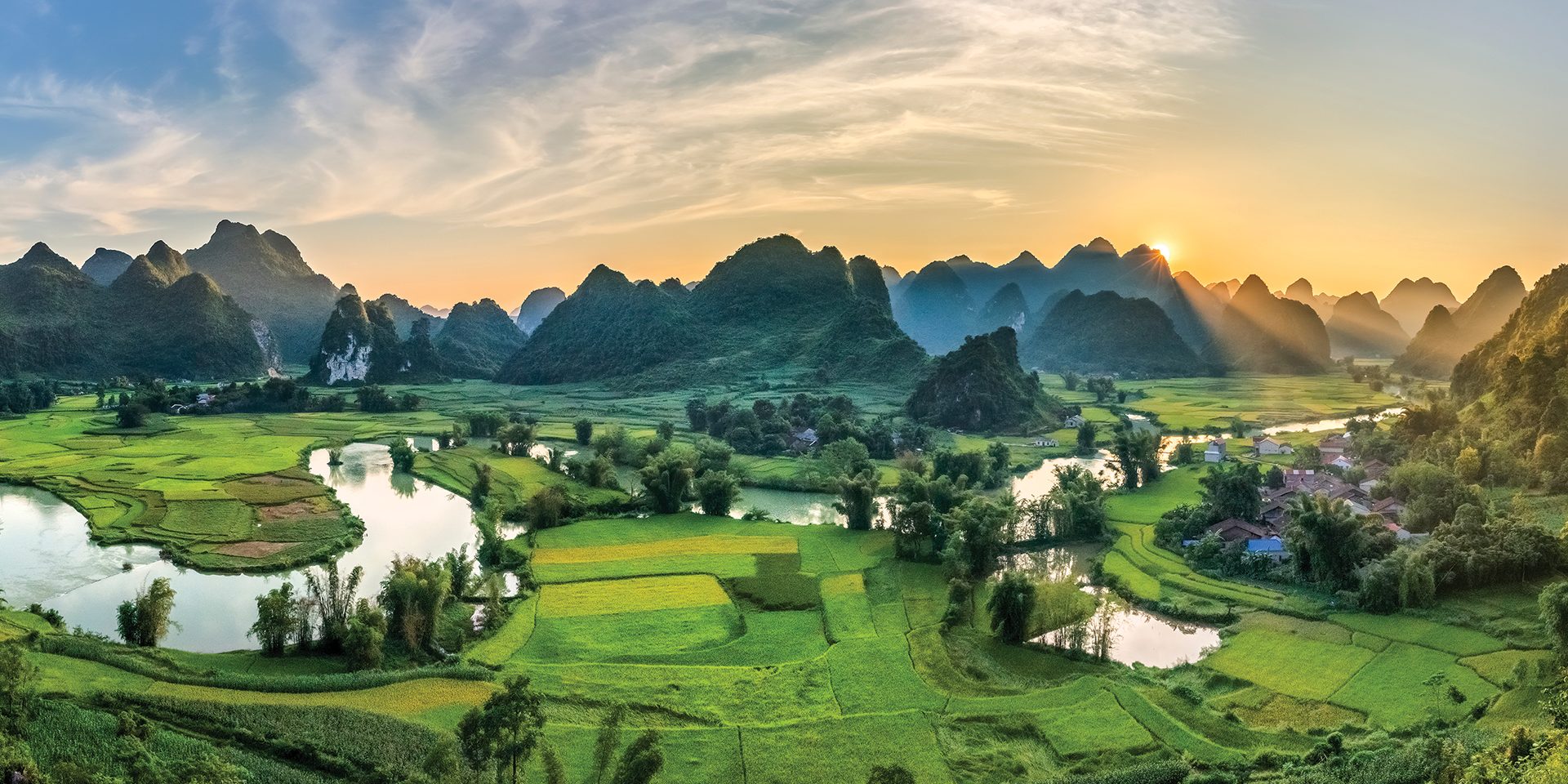10 Things To Know Before Making A Vietnam Tour
